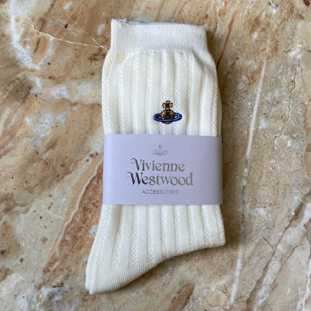 VIVIENNE WESTWOOD ORB EMBROIDERED SOCKS — CREAM | FULL PACKAGING - Picture 1 of 5